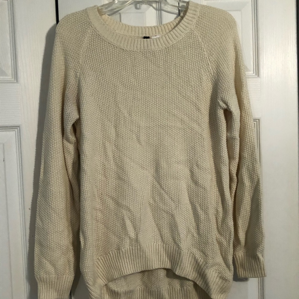 H&M Divided Cream Crewneck Thick Knit Sweater